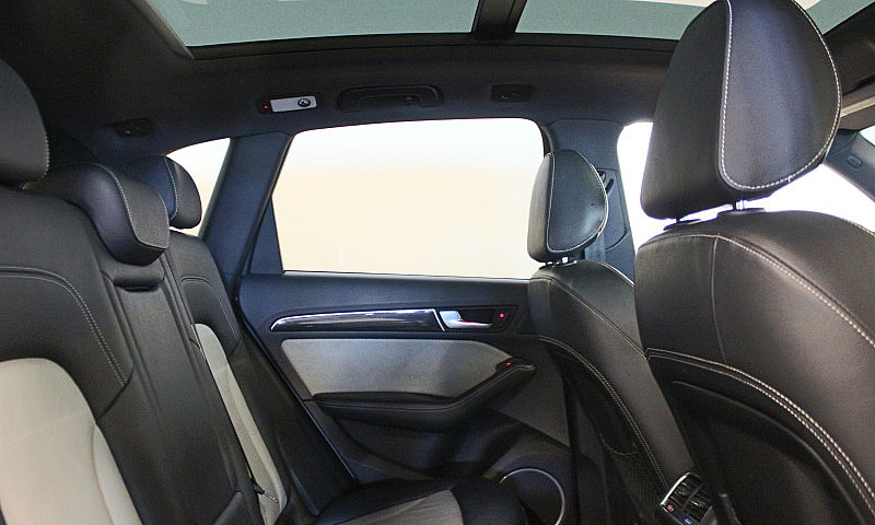 2016 Audi Sq5 3.0T A...
