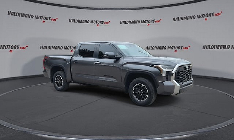 2025 Toyota Tundra S...