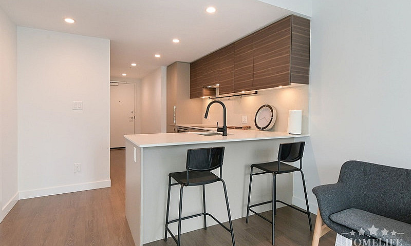 1 Bed, 1 Bath Condo ...