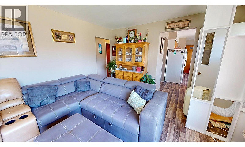 1516 6A Street S Cra...