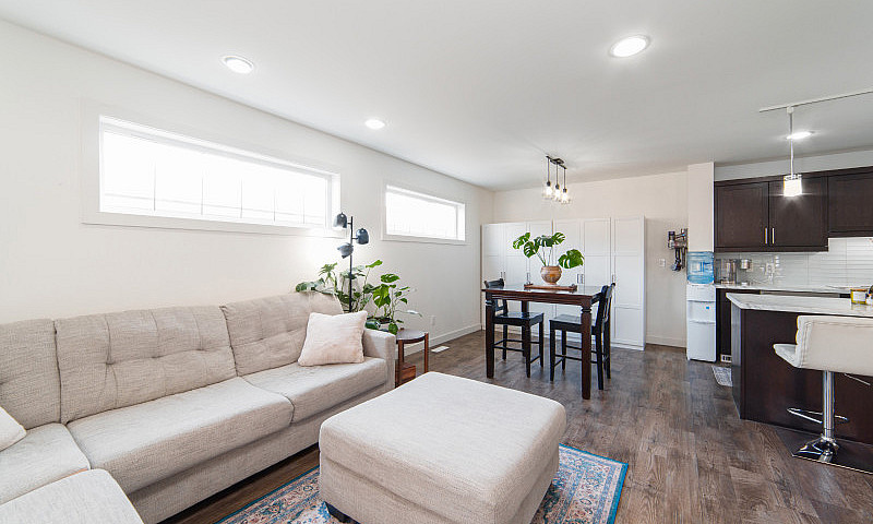 For Sale!! 3 Bd, 2.5...