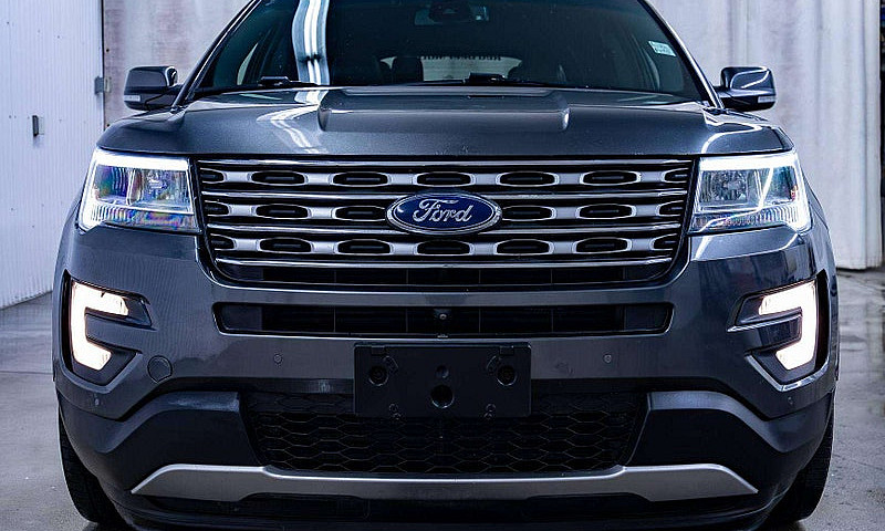 2016 Ford Explorer A...