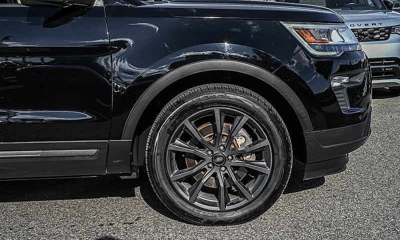 2018 Ford Explorer X...