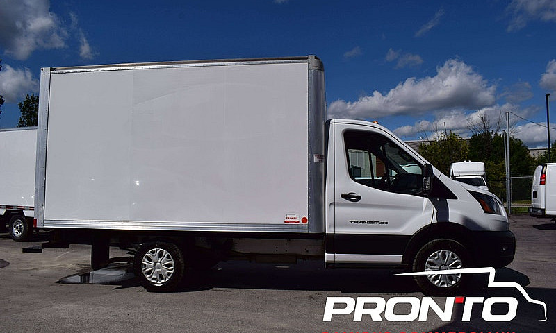 2023 Ford Transit T-...