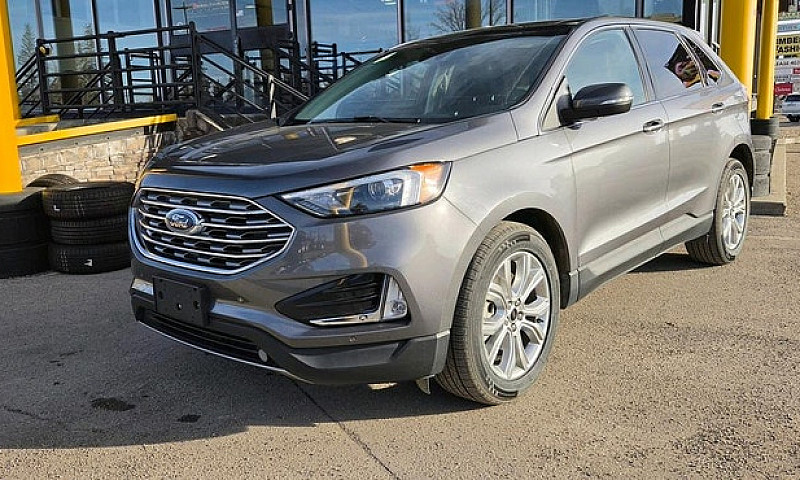 2023 Ford Edge Titan...