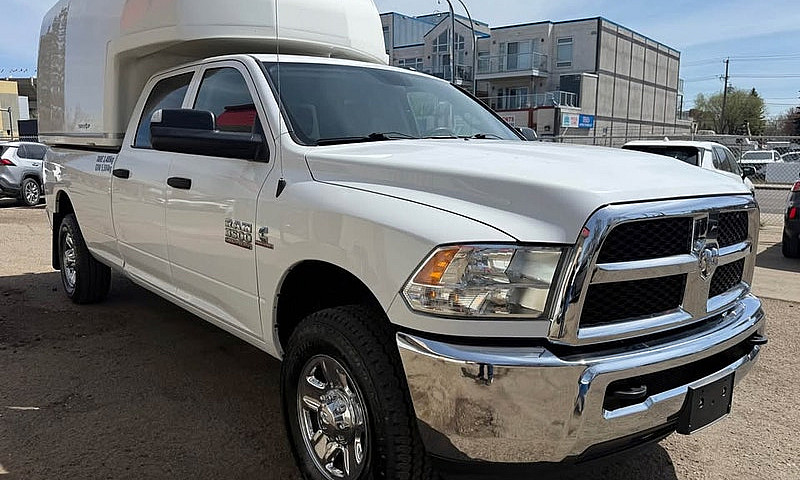 2018 Ram 3500 4X4 Cr...