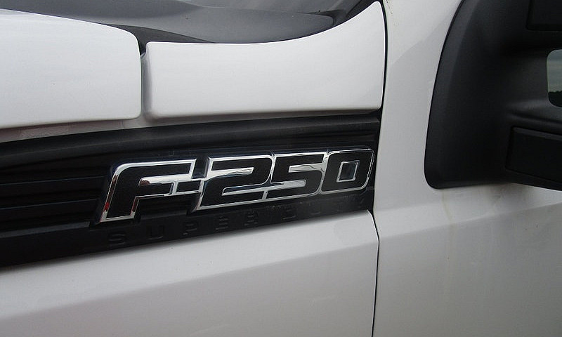 Ford F-250 4Wd Crew ...