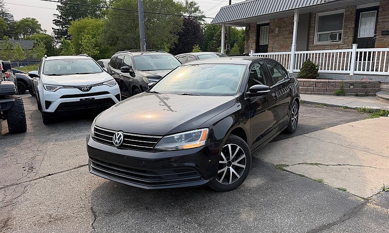 2016 Volkswagen Jett...