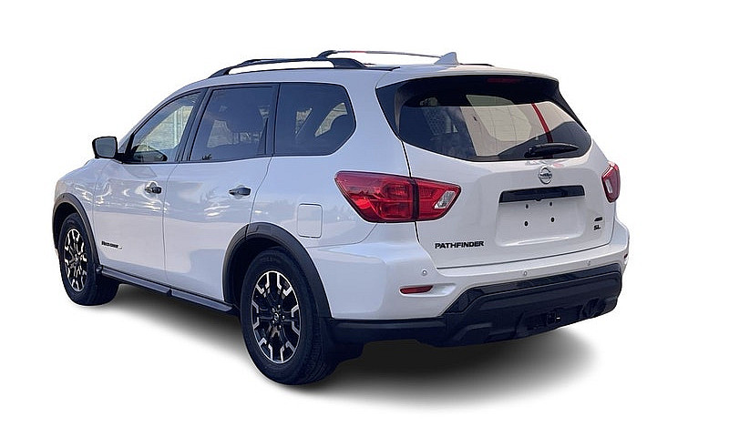 2020 Nissan Pathfind...