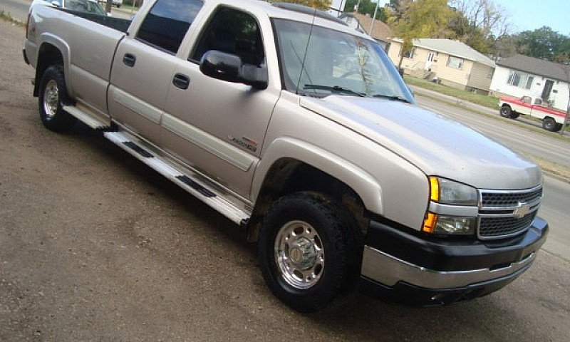 2005 Chevrolet Silve...
