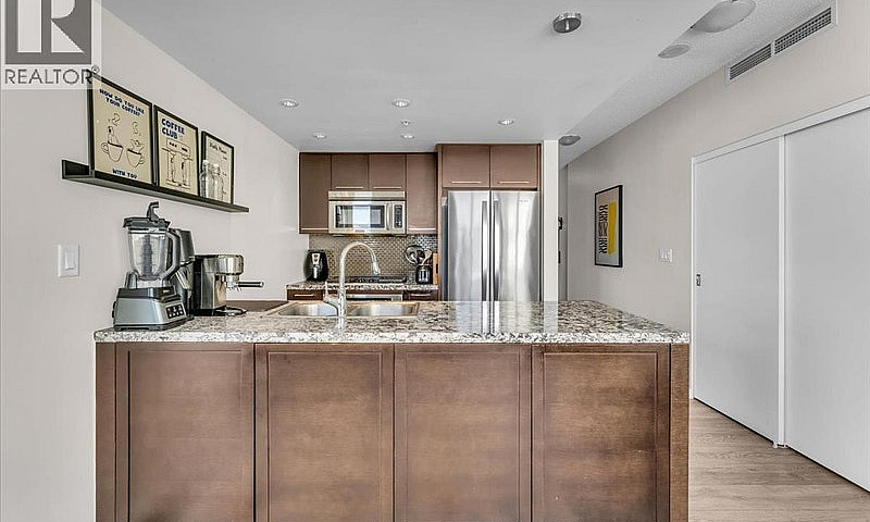 2702 918 W Cooperage...