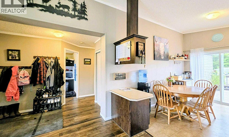 6210 Lower Elk Valle...