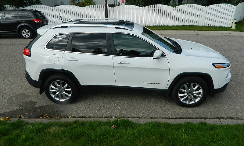 2016 Jeep Cherokee L...