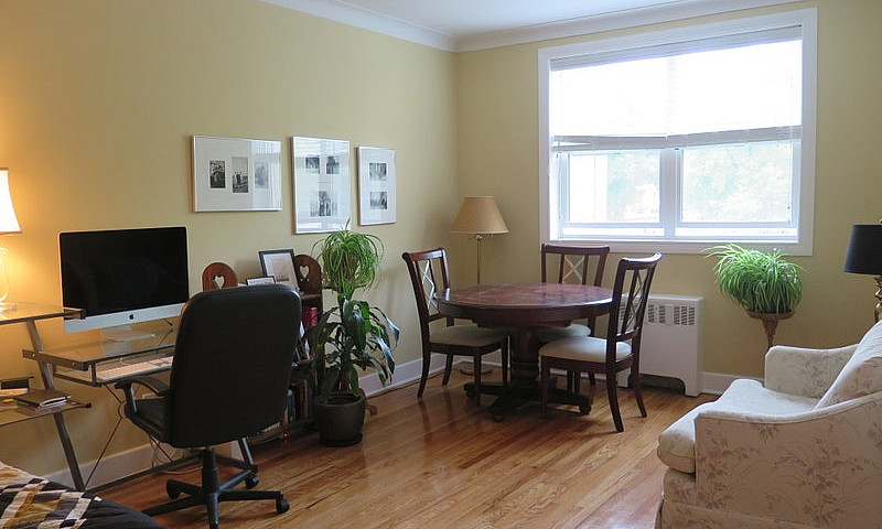 Renovated Bachelor! ...