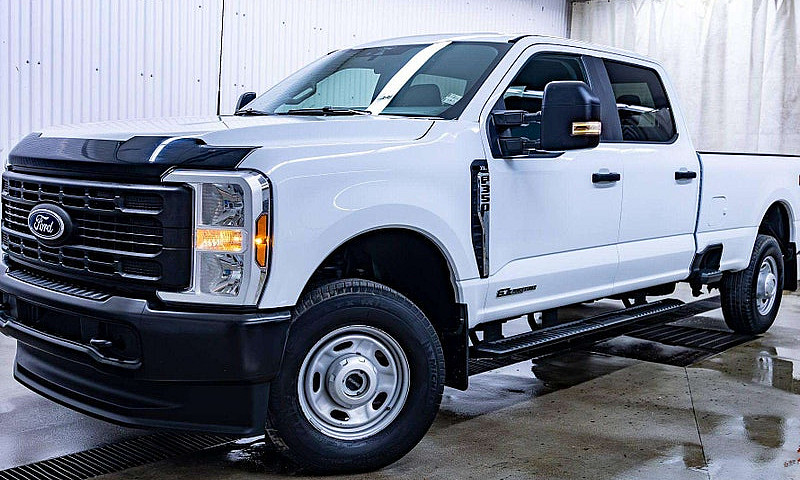 2025 Ford F-250 4X4 ...