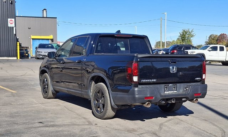 2021 Honda Ridgeline...