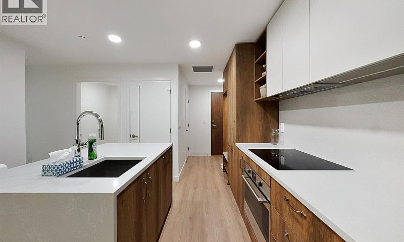 3Xx 133 W 49Th Avenu...