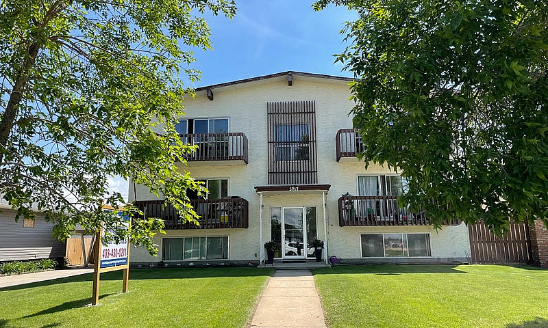 2 Bedroom Apartment ...