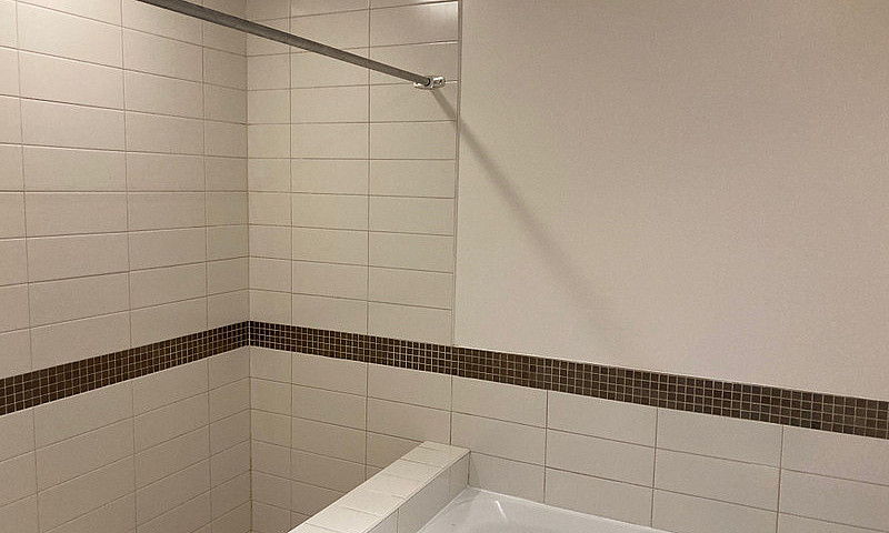 Wow - 2 Bedroom Near...
