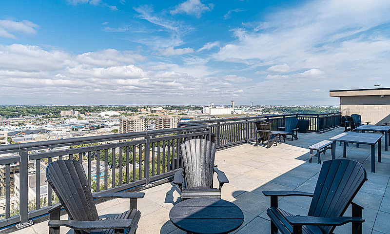 1 Bedroom - 325 5Th ...