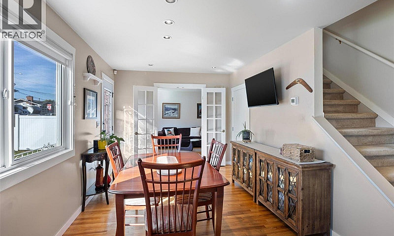 732 Ivy Avenue Kamlo...