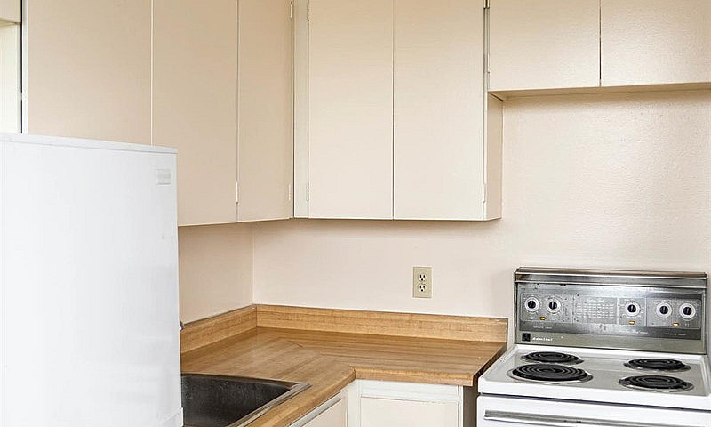 1 Bedroom Apartment ...