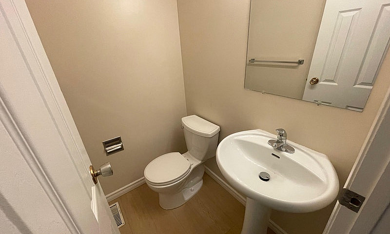 Newly Renovated 3 Be...