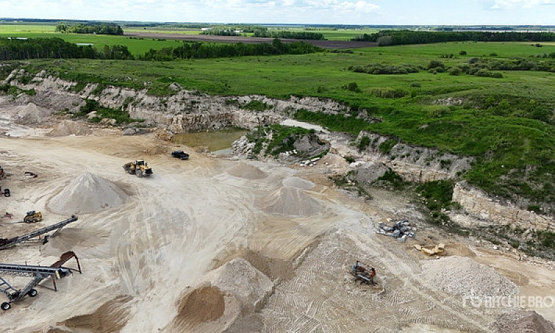 Limestone Quarry & P...
