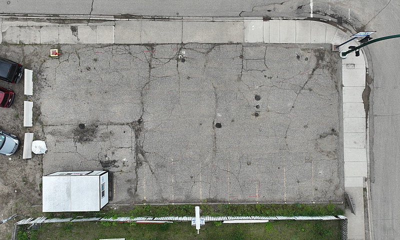 401 Lillooet St W Mo...