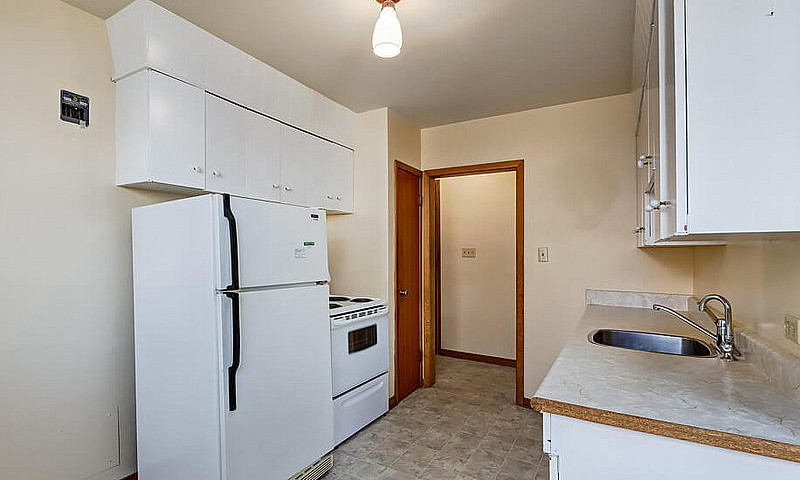 Modern Apartments Wi...