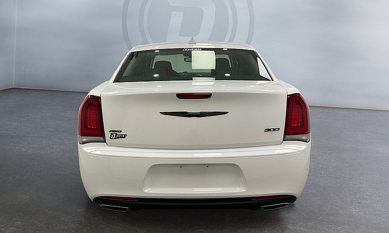 2023 Chrysler 300...