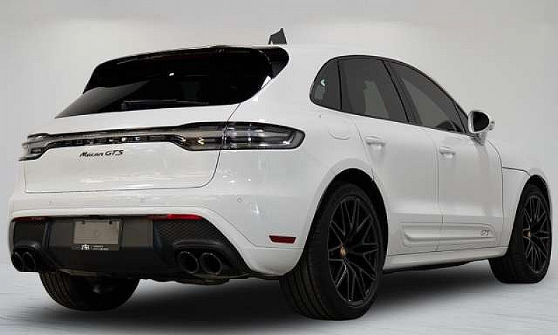 2022 Porsche Macan G...