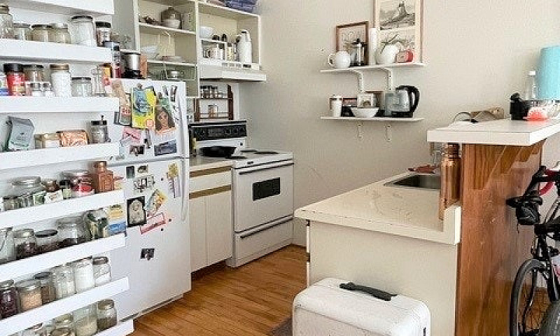 Uptown 2 Bedroom Uni...