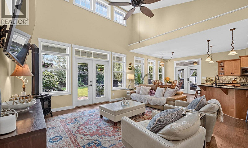 7272 Dunwaters Road ...