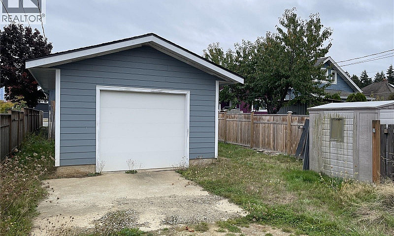 2868 3Rd Ave Port Al...
