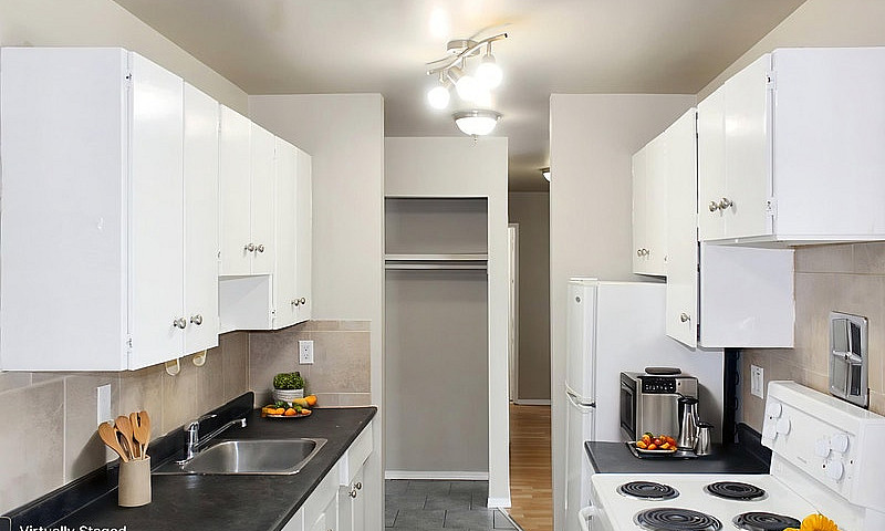 Inglewood Apartment ...