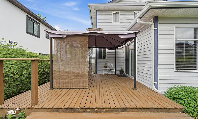 9028 136B Street Sur...