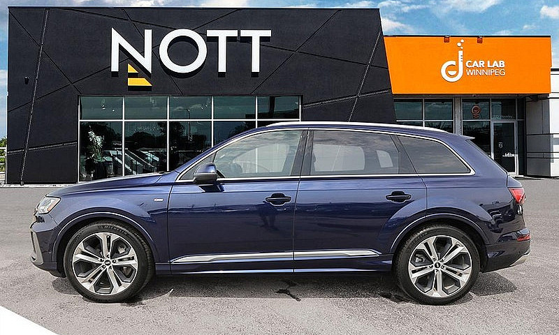2021 Audi Q7 Technik...
