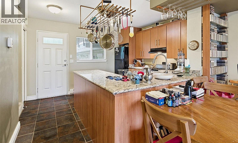 207 991 Cloverdale A...