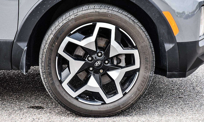 2022 Hyundai Santa C...