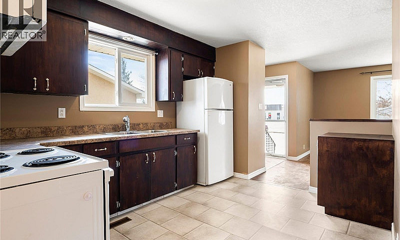 1008 7Th Avenue N Re...
