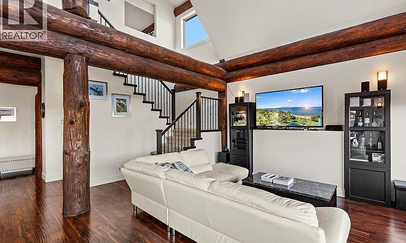 8605 Old Kamloops Ro...