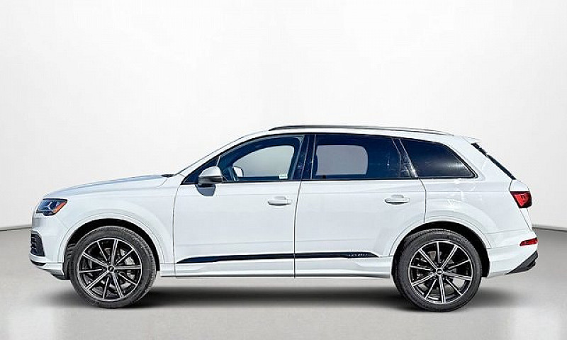 2023 Audi Q7 Komfort...