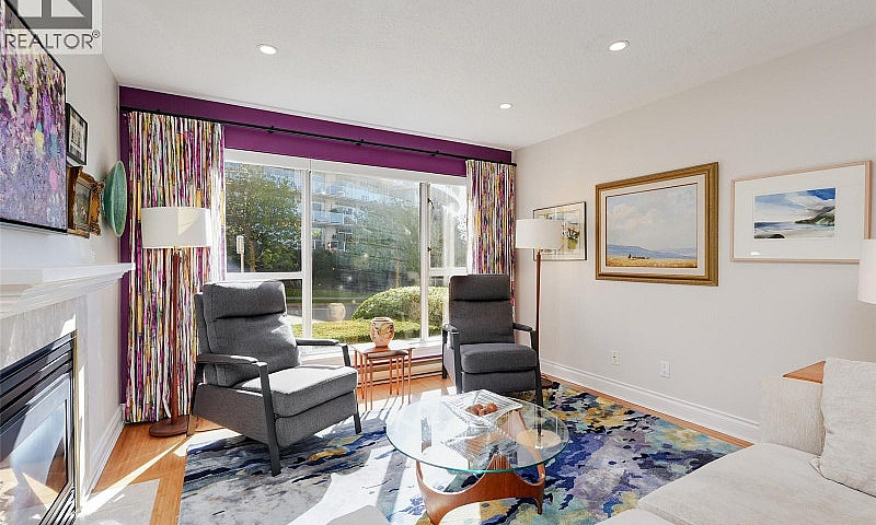 104 75 Songhees Rd V...