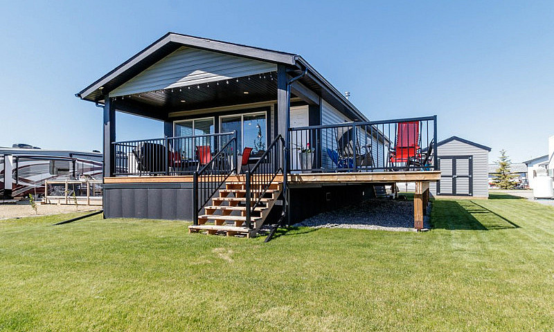 #111 Sandy Point, Gu...