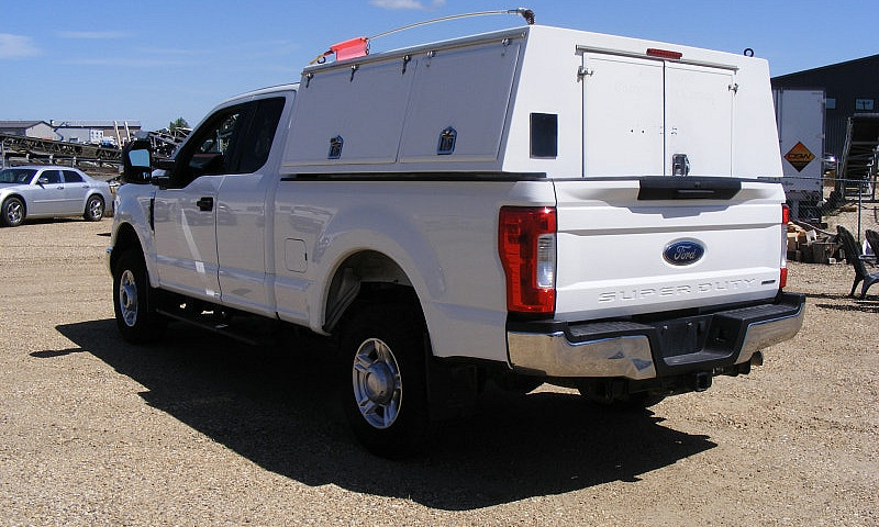 2019 Ford F250 Xlt--...