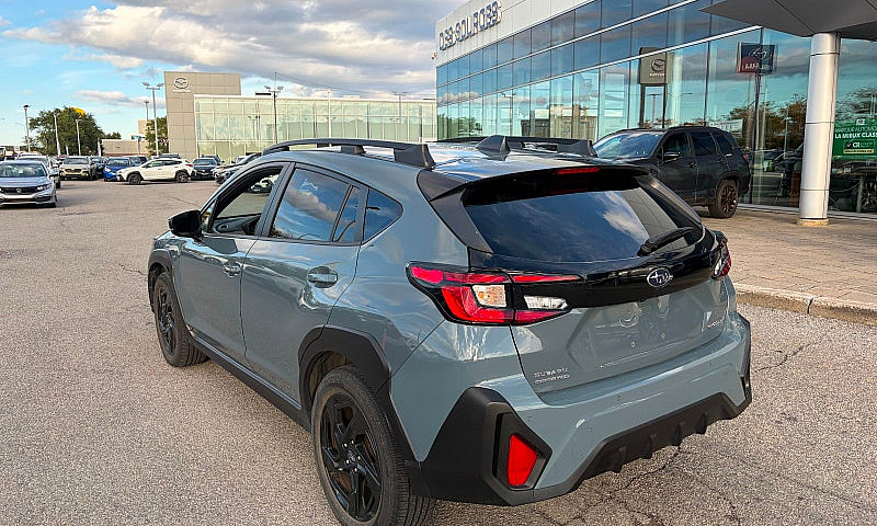2024 Subaru Crosstre...