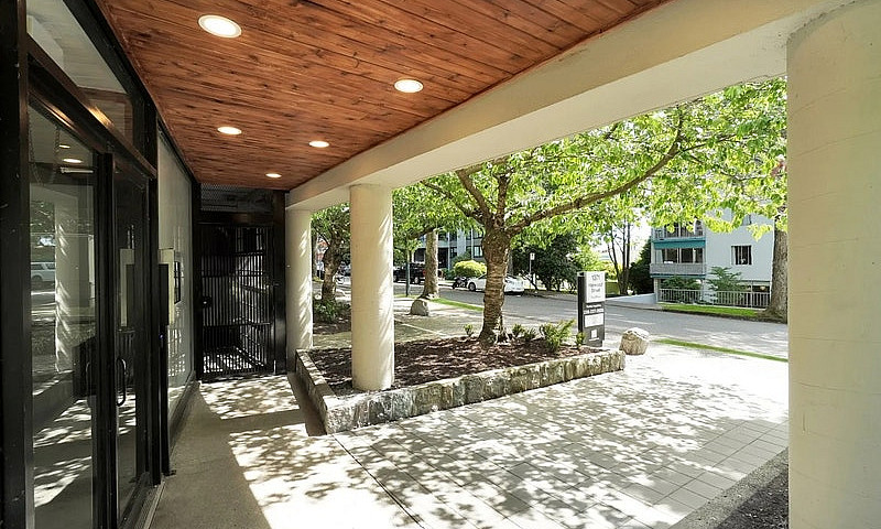 2 Bedroom Apartment ...