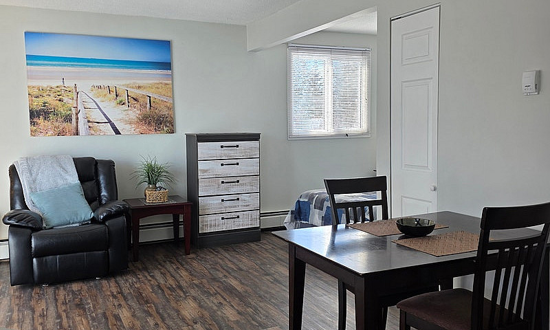 Fully Furnished, All...