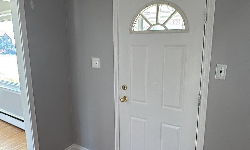 3 Bed / 1 Bath Home ...